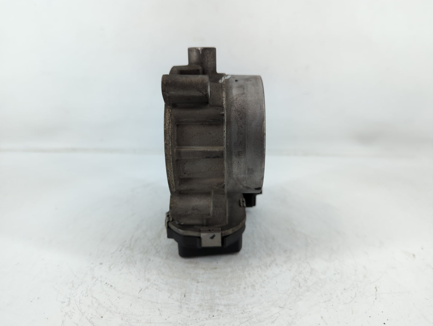 2017 Dodge Ram 1500 Throttle Body P/N:53034251AB Fits Fits 2012 2013 2014 2015 2016 2018 2019 2020 2021 2022 OEM Used Auto P