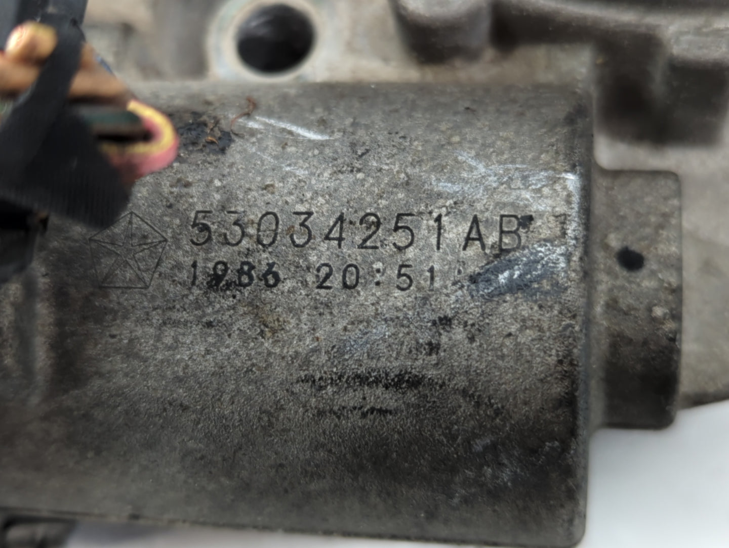 2017 Dodge Ram 1500 Throttle Body P/N:53034251AB Fits Fits 2012 2013 2014 2015 2016 2018 2019 2020 2021 2022 OEM Used Auto P