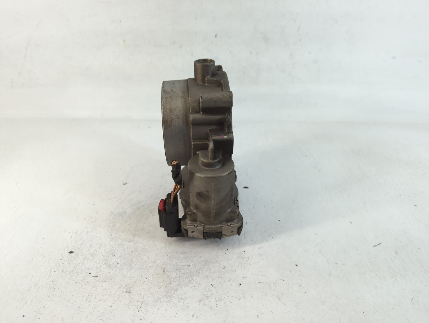 2017 Dodge Ram 1500 Throttle Body P/N:53034251AB Fits Fits 2012 2013 2014 2015 2016 2018 2019 2020 2021 2022 OEM Used Auto P