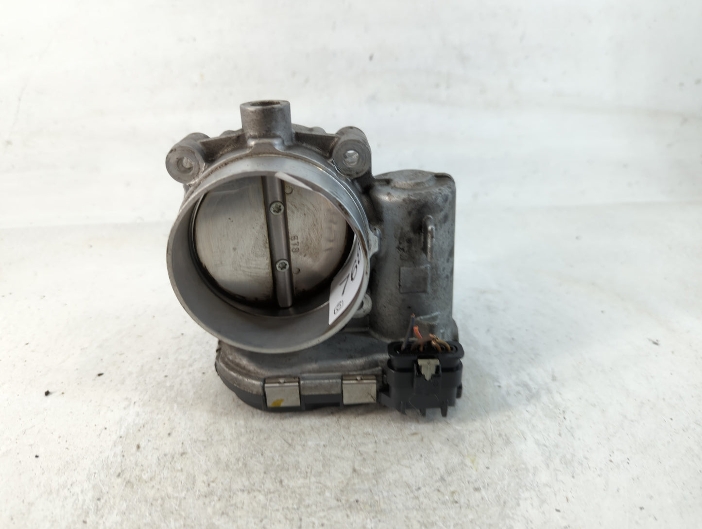 2017 Dodge Ram 1500 Throttle Body P/N:05184349AC Fits Fits 2011 2012 2013 2014 2015 2016 2018 2019 2020 2021 2022 OEM Used A