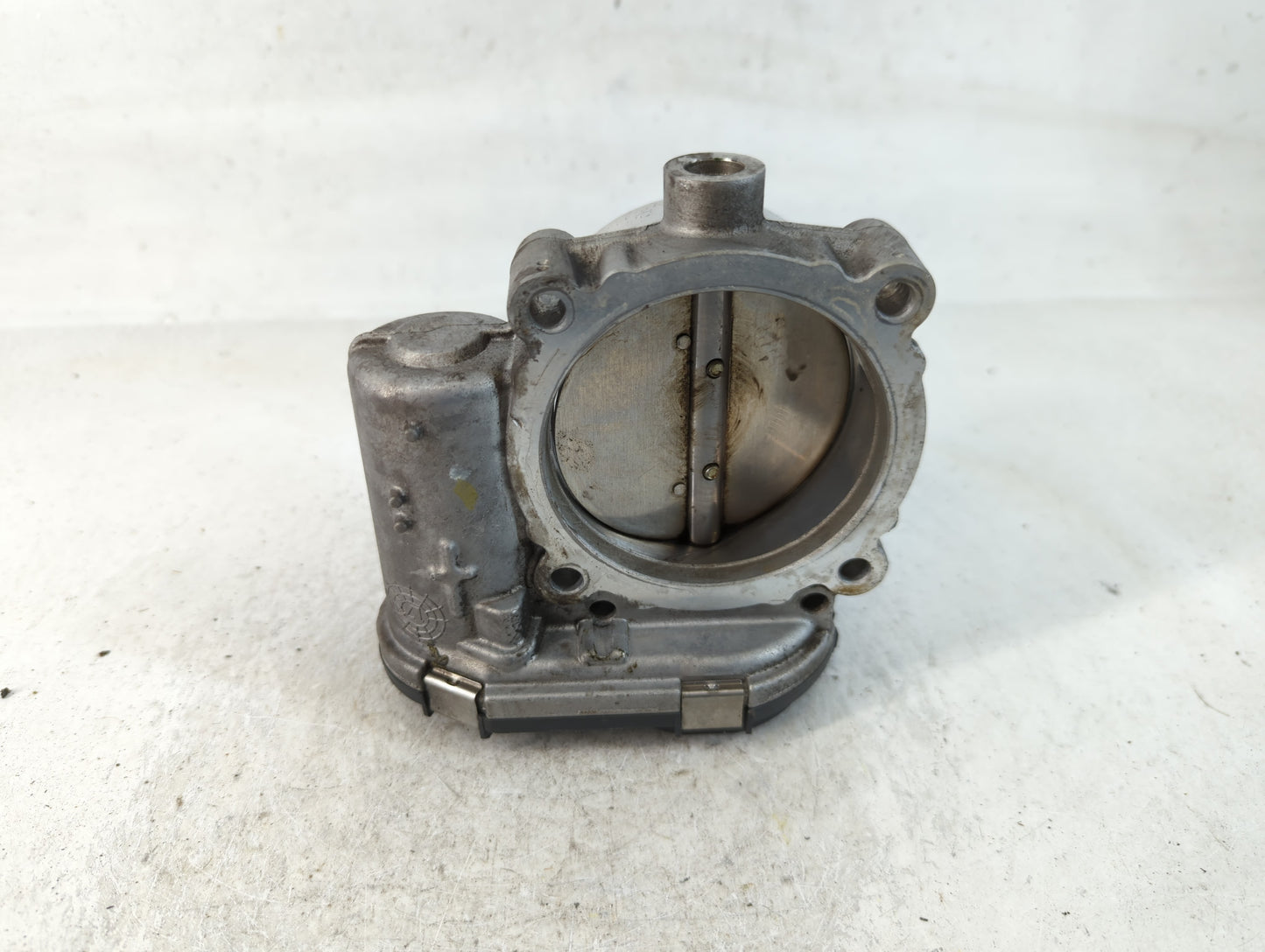 2017 Dodge Ram 1500 Throttle Body P/N:05184349AC Fits Fits 2011 2012 2013 2014 2015 2016 2018 2019 2020 2021 2022 OEM Used A
