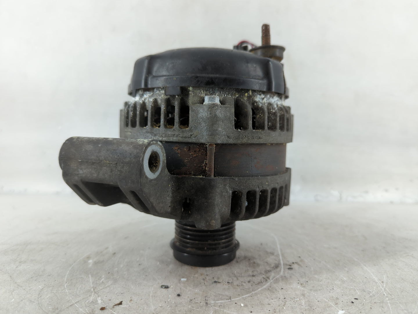 2017 Dodge Ram 1500 Alternator Replacement Generator Charging Assembly Engine OEM P/N:P04801779AI Fits OEM Used Auto Parts -