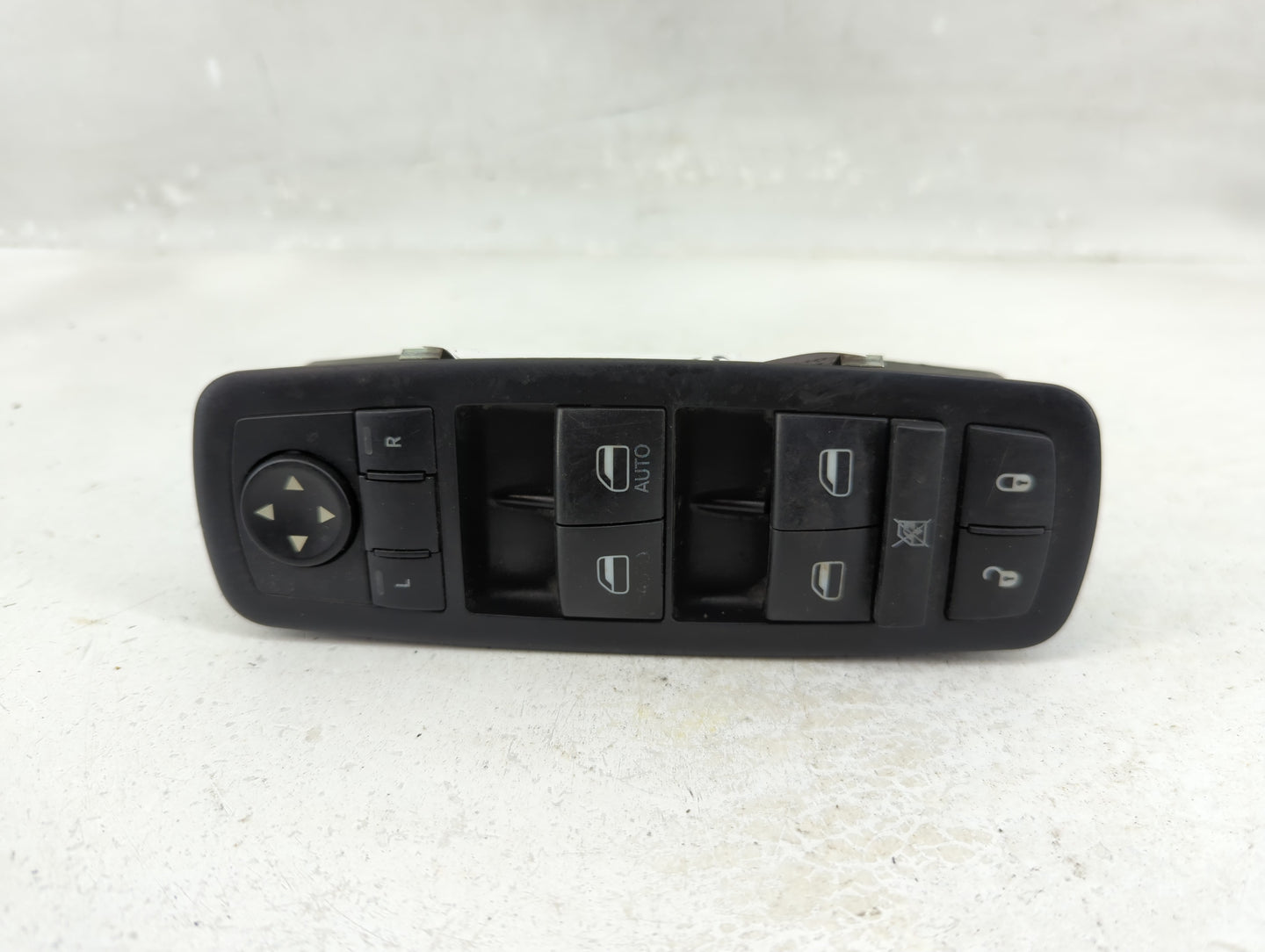 2017 Dodge Ram 2500 Master Power Window Switch Replacement Driver Side Left P/N:10017666 56046823AE Fits OEM Used Auto Parts