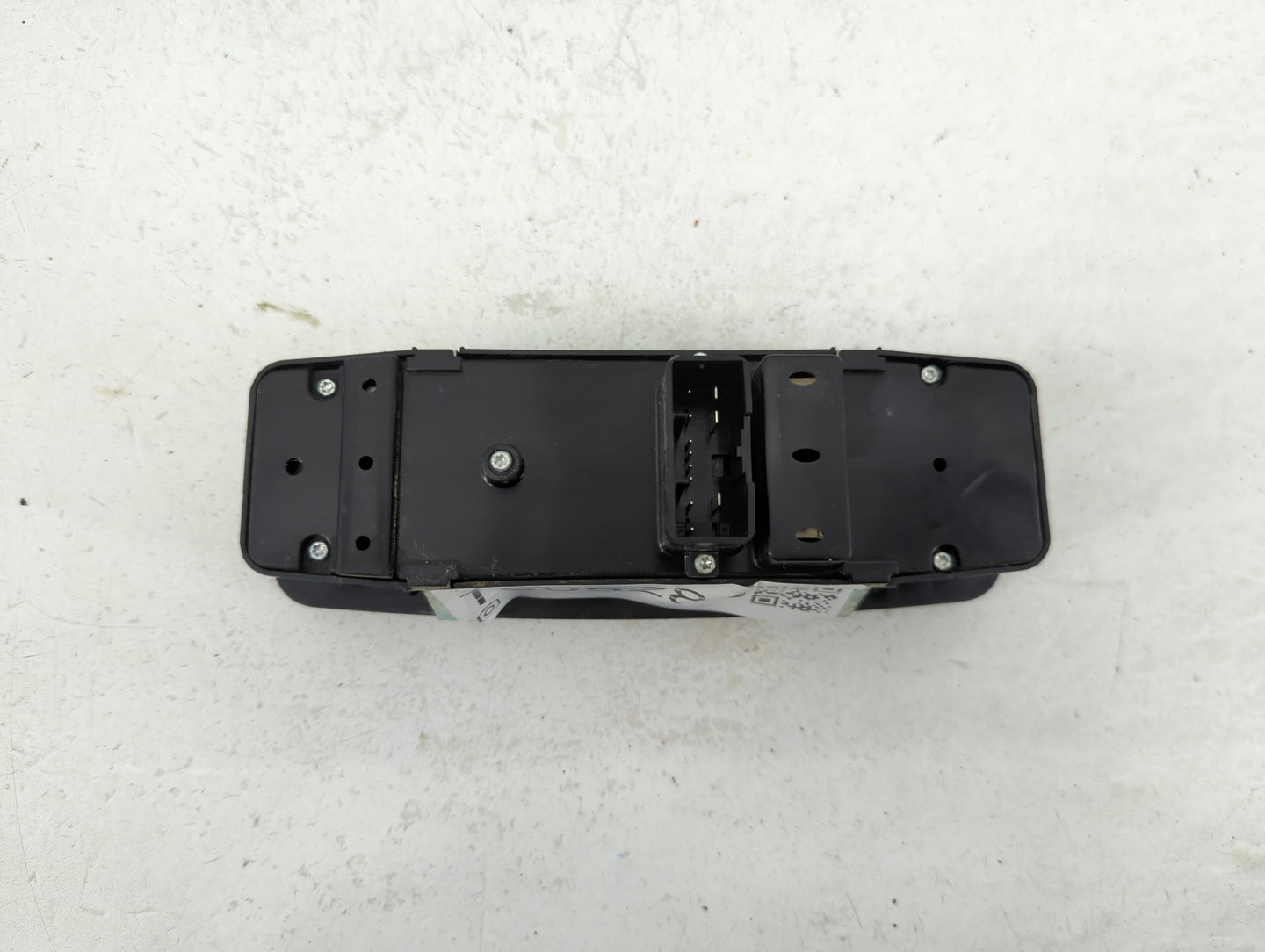2017 Dodge Ram 2500 Master Power Window Switch Replacement Driver Side Left P/N:10017666 56046823AE Fits OEM Used Auto Parts