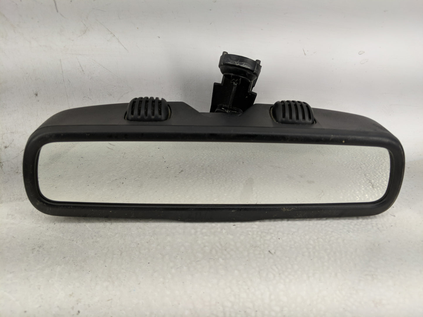 2017 Dodge Ram 2500 Interior Rear View Mirror Replacement OEM P/N:E11028018 IE11045617 Fits OEM Used Auto Parts - Oemusedaut