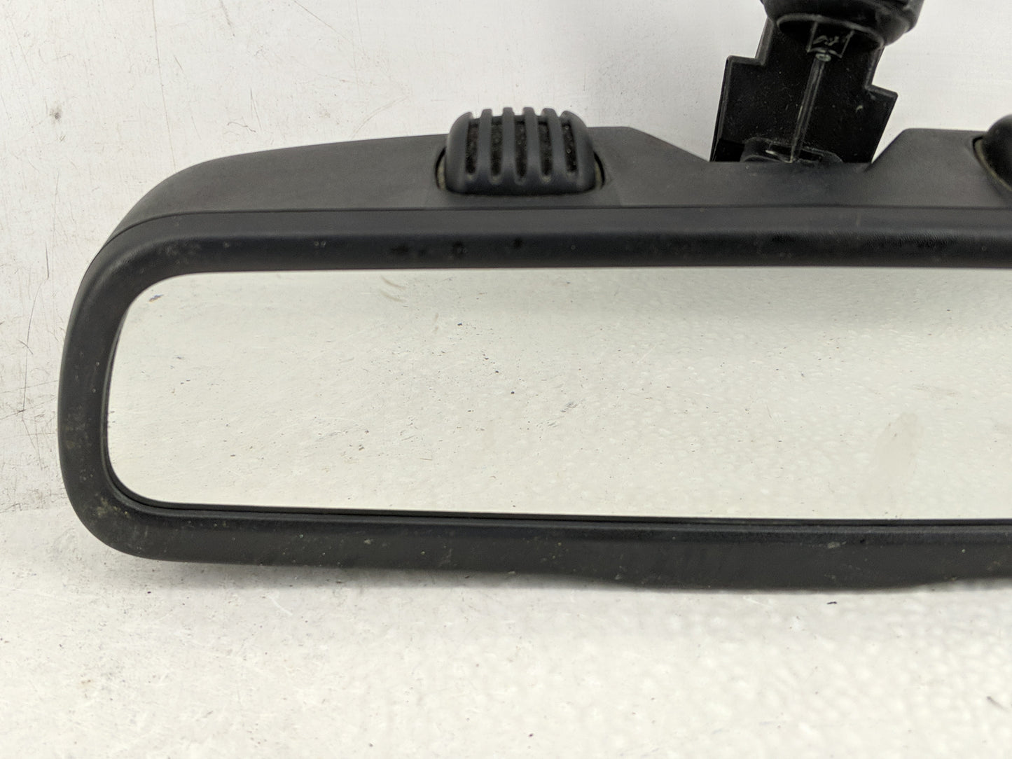2017 Dodge Ram 2500 Interior Rear View Mirror Replacement OEM P/N:E11028018 IE11045617 Fits OEM Used Auto Parts - Oemusedaut