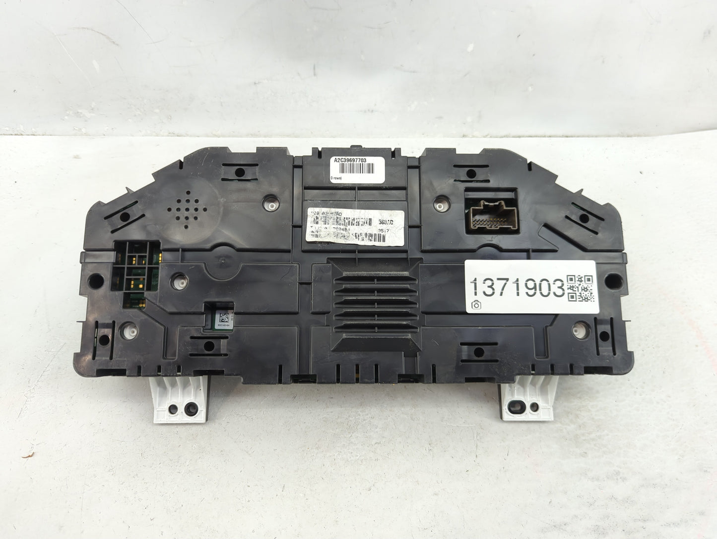 2017 Dodge Ram 2500 Instrument Cluster Speedometer Gauges P/N:A2C39697703 Fits OEM Used Auto Parts - Oemusedautoparts1.com