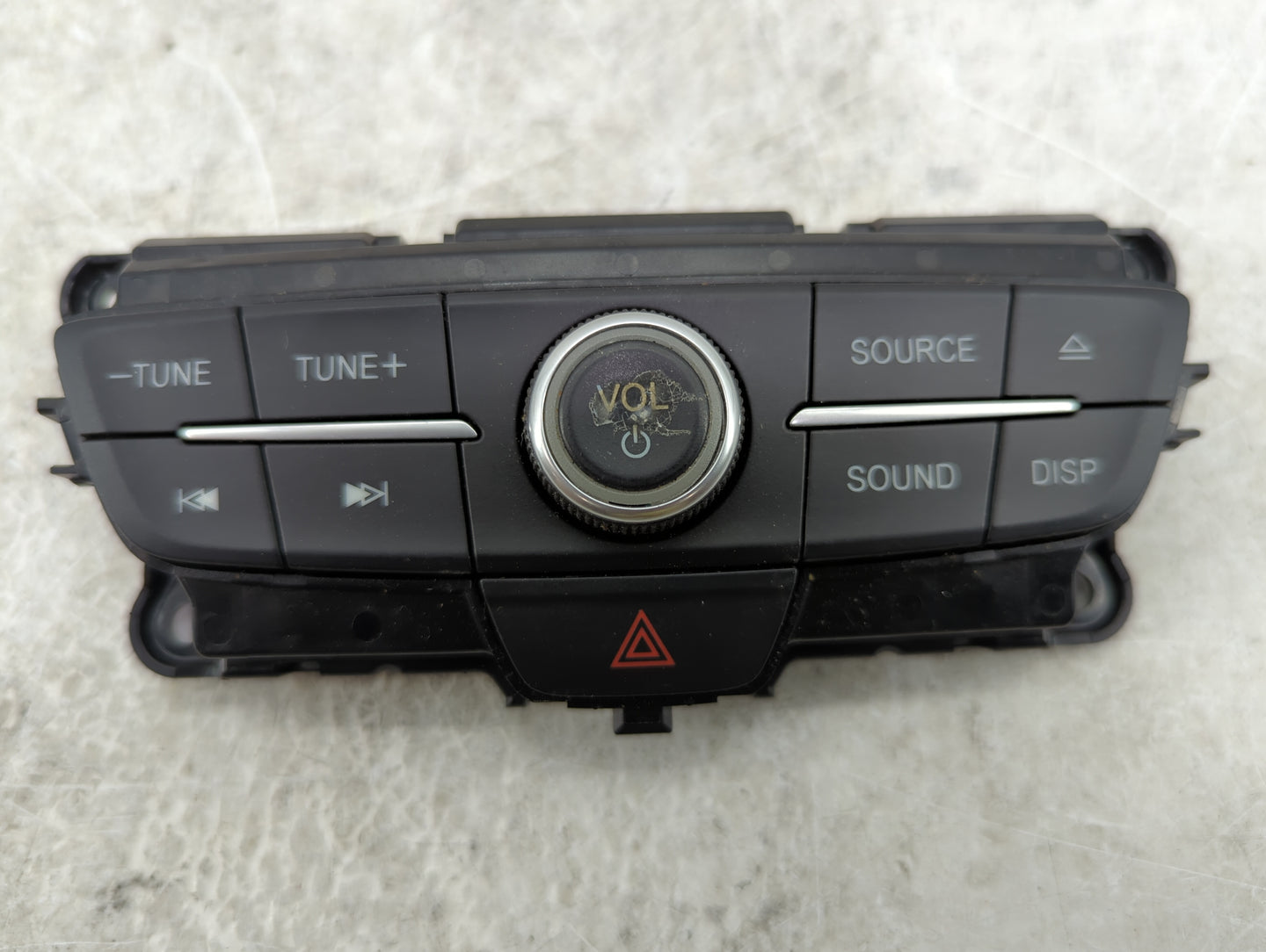 Escape Escape Radio Control Panel - Oemusedautoparts1.com
