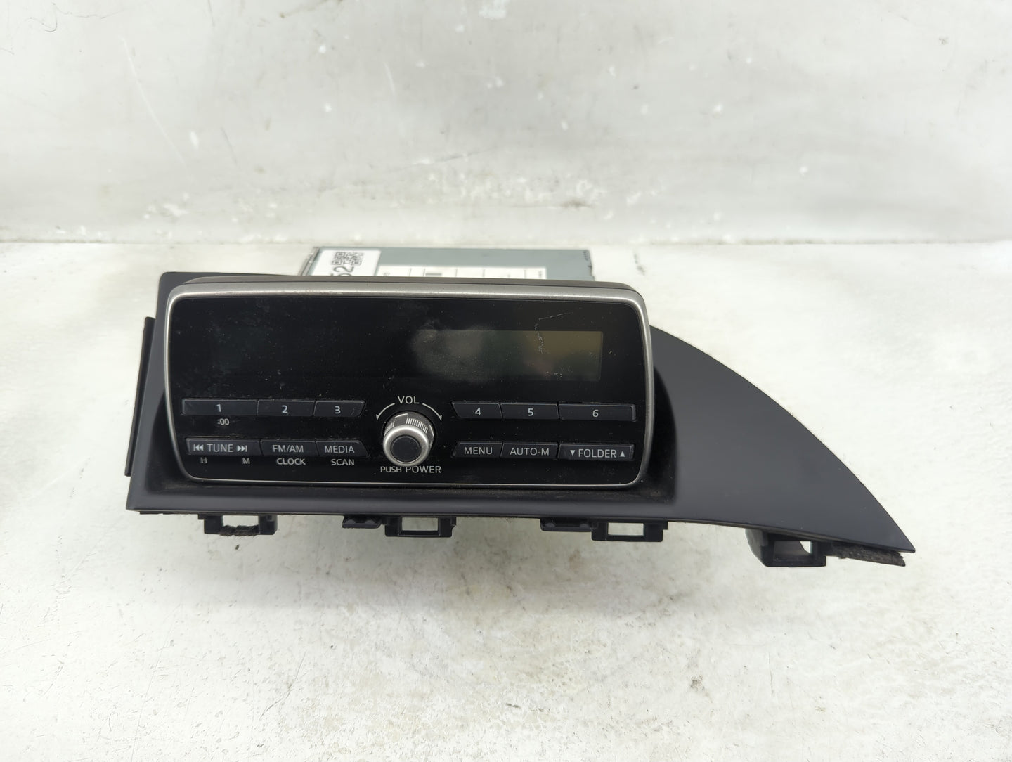 2017 Fiat 124 Spider Radio AM FM Cd Player Receiver Replacement P/N:68314305AA Fits OEM Used Auto Parts - Oemusedautoparts1.