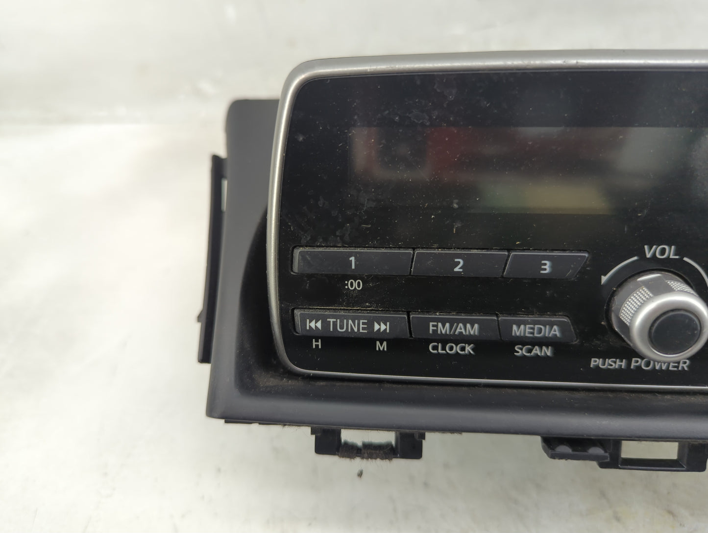 2017 Fiat 124 Spider Radio AM FM Cd Player Receiver Replacement P/N:68314305AA Fits OEM Used Auto Parts - Oemusedautoparts1.