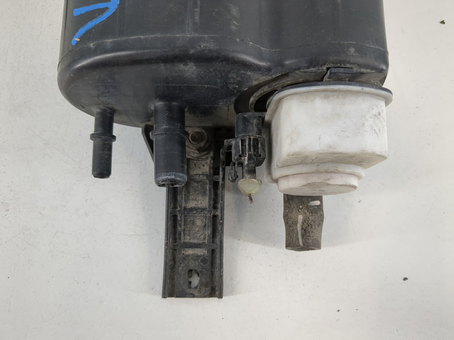 2017 Fiat 500 Fuel Vapor Charcoal Canister - Oemusedautoparts1.com