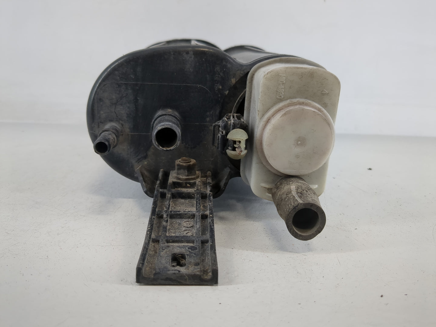 2017 Fiat 500 Fuel Vapor Charcoal Canister - Oemusedautoparts1.com
