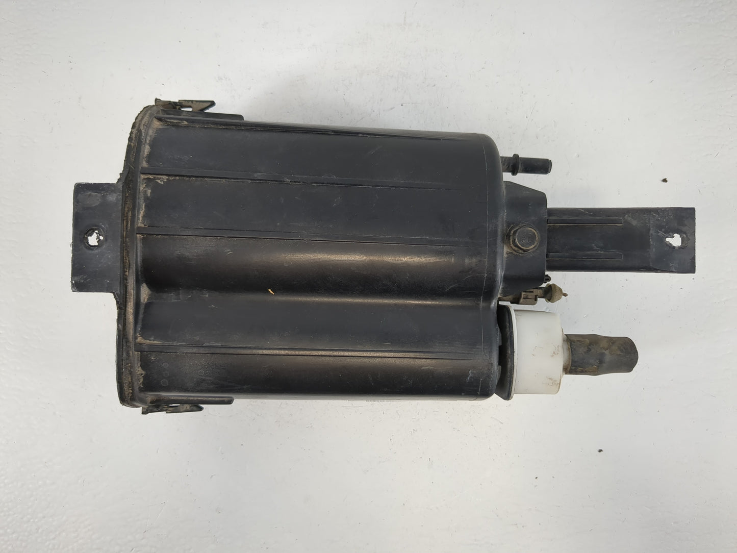 2017 Fiat 500 Fuel Vapor Charcoal Canister - Oemusedautoparts1.com