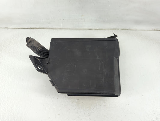 2012-2017 Fiat 500 Fusebox Fuse Box Panel Relay Module P/N:53100999 Fits Fits 2012 2013 2014 2015 2016 2017 OEM Used Auto Pa