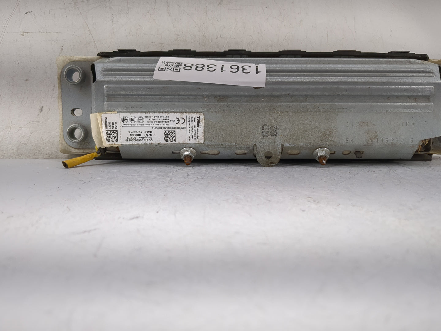 2017 Fiat 500 Air Bag Driver Left Knee OEM P/N:00520208350 Fits OEM Used Auto Parts - Oemusedautoparts1.com
