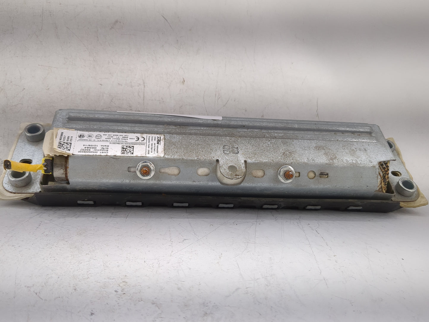 2017 Fiat 500 Air Bag Driver Left Knee OEM P/N:00520208350 Fits OEM Used Auto Parts - Oemusedautoparts1.com