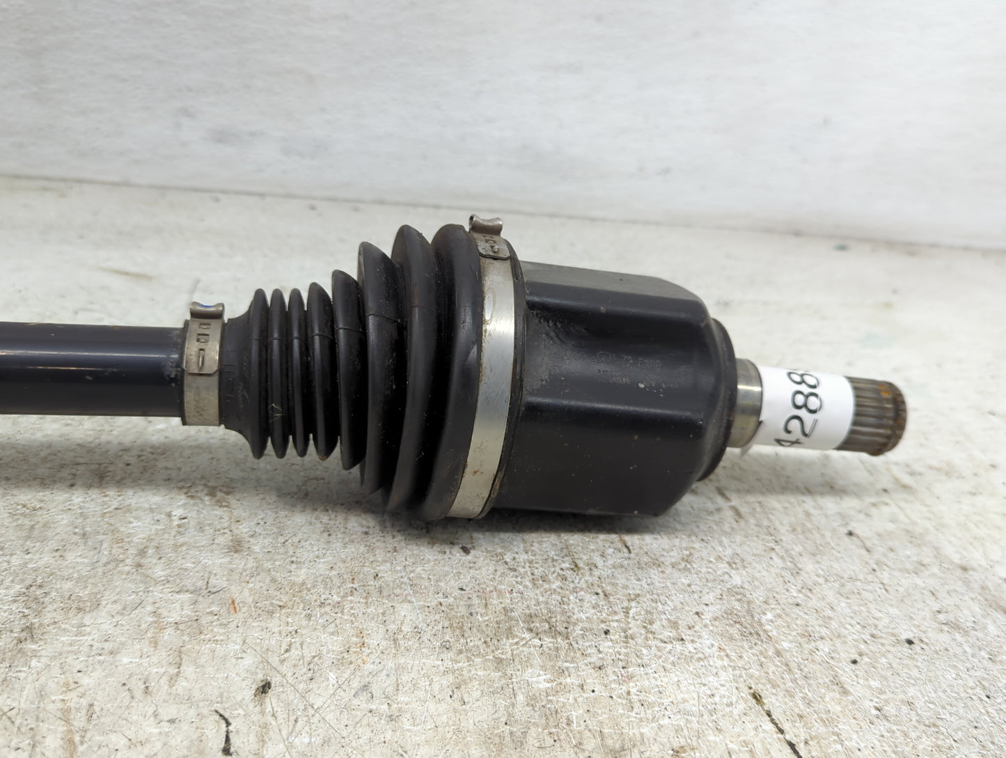2014-2017 Fiat 500 Axle Shaft Front Driver Cv C/v - Oemusedautoparts1.com