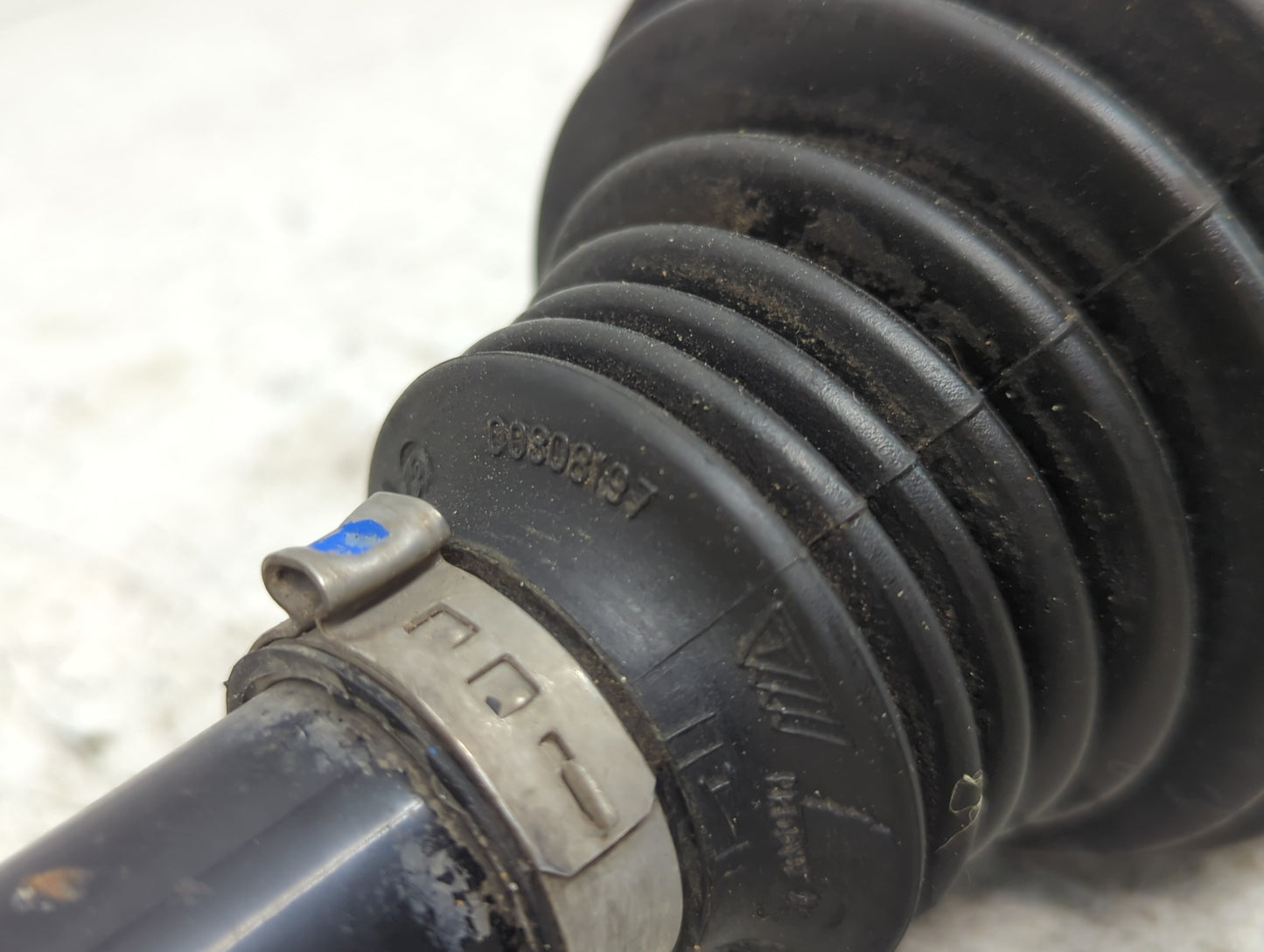 2014-2017 Fiat 500 Axle Shaft Front Driver Cv C/v - Oemusedautoparts1.com