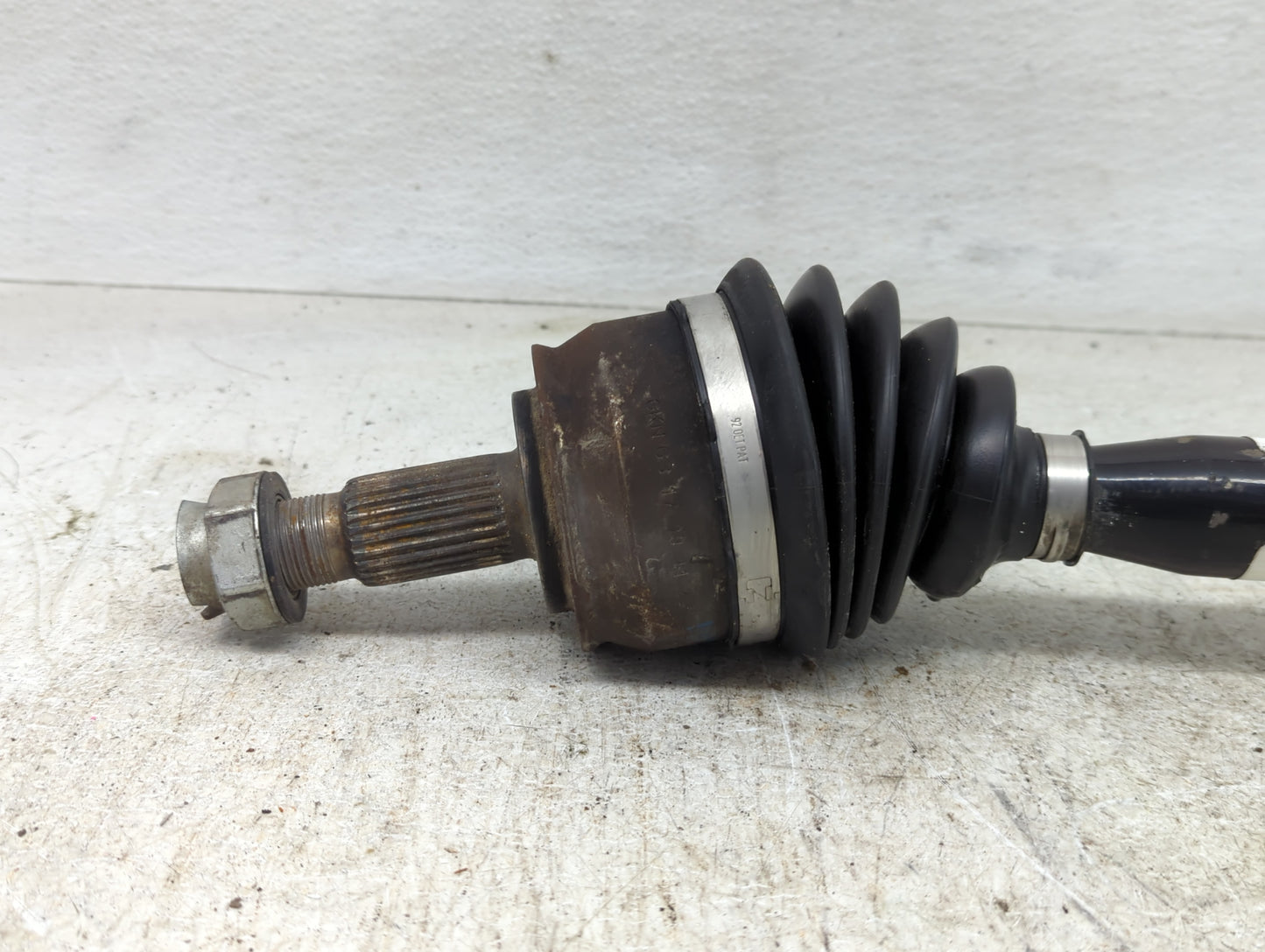 2014-2017 Fiat 500 Axle Shaft Front Driver Cv C/v - Oemusedautoparts1.com