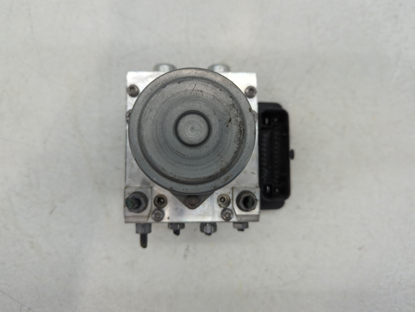 2017 Fiat 500 ABS Pump Control Module Replacement P/N:N652382718DCC Fits OEM Used Auto Parts - Oemusedautoparts1.com