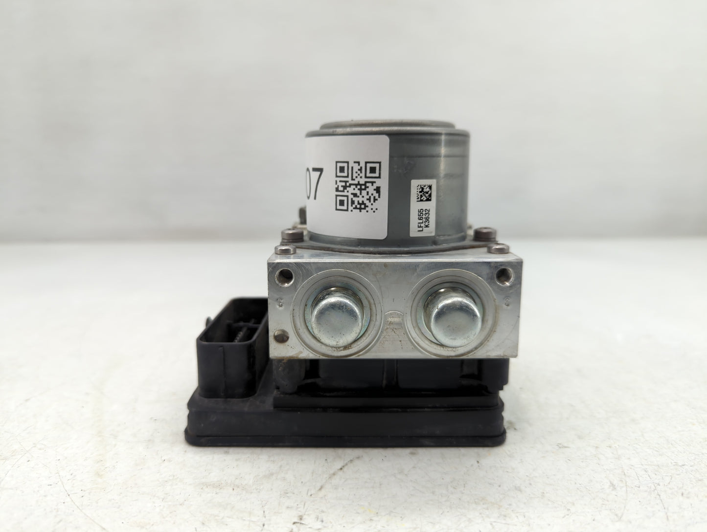 2017 Fiat 500 ABS Pump Control Module Replacement P/N:N652382718DCC Fits OEM Used Auto Parts - Oemusedautoparts1.com