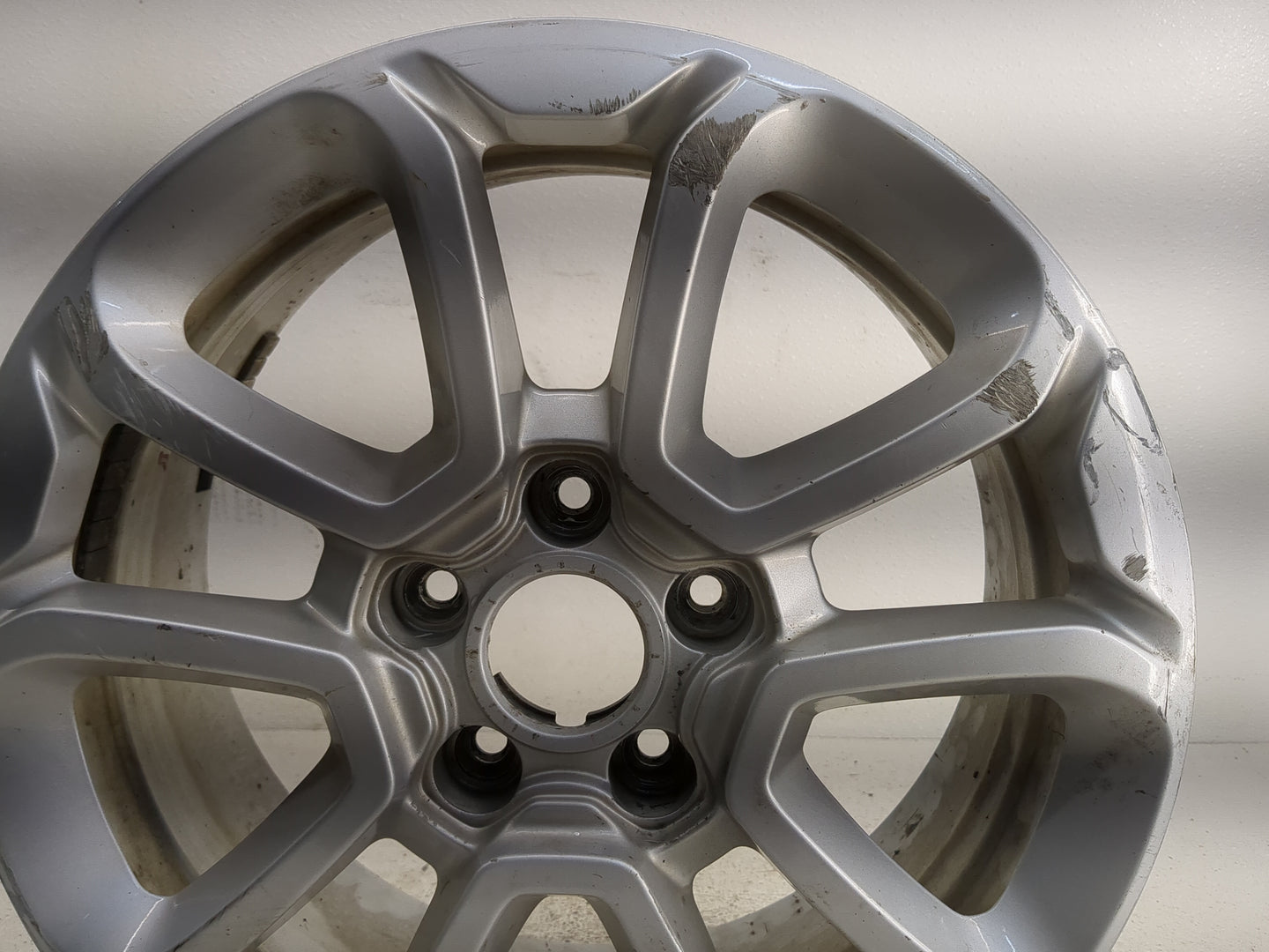 Fiat 500x Oem Wheel Rim 1318313 - Oemusedautoparts1.com