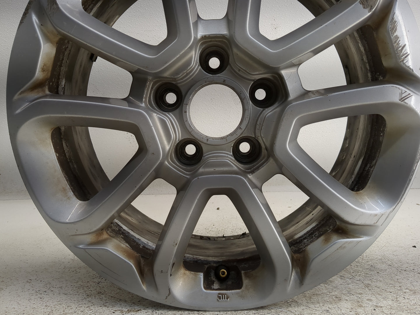 2017 Fiat 500x Oem Wheel Rim 1318314 - Oemusedautoparts1.com