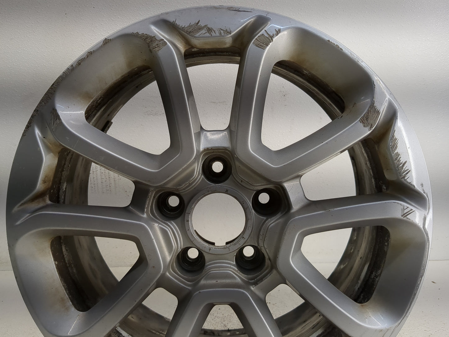 2017 Fiat 500x Oem Wheel Rim 1318314 - Oemusedautoparts1.com