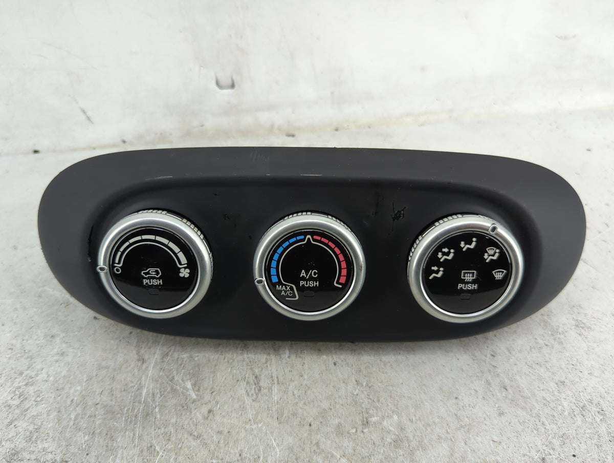 2017 Fiat-Lancia Fiat 500 Climate Control Module Temperature AC/Heater Replacement P/N:07356344780 8387922 Fits OEM Used Aut