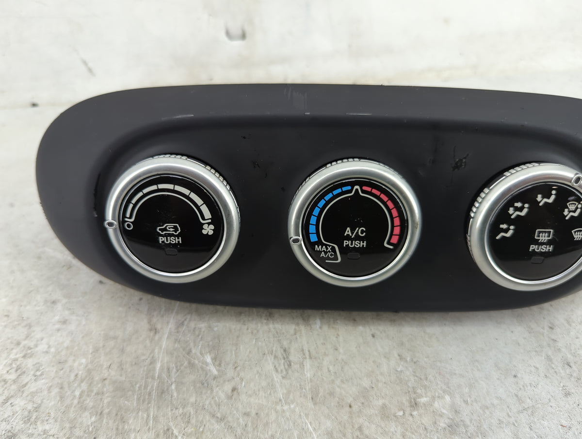 2017 Fiat-Lancia Fiat 500 Climate Control Module Temperature AC/Heater Replacement P/N:07356344780 8387922 Fits OEM Used Aut