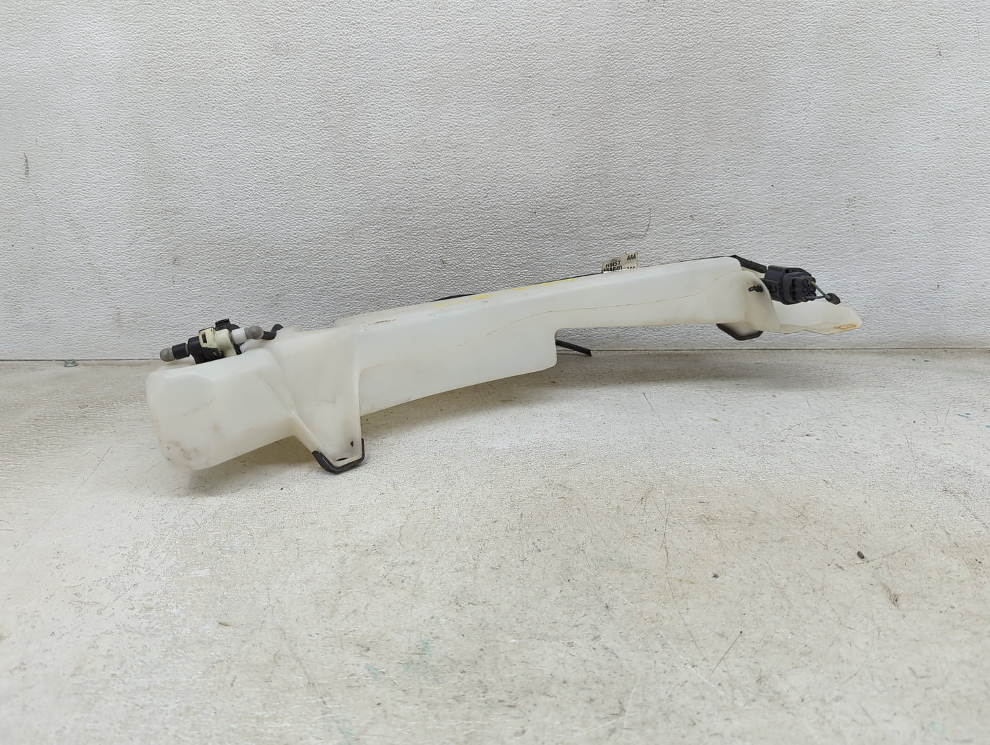 2017-2017 Ford C-max Windshield Washer Fluid Reservoir Bottle Oem - Oemusedautoparts1.com
