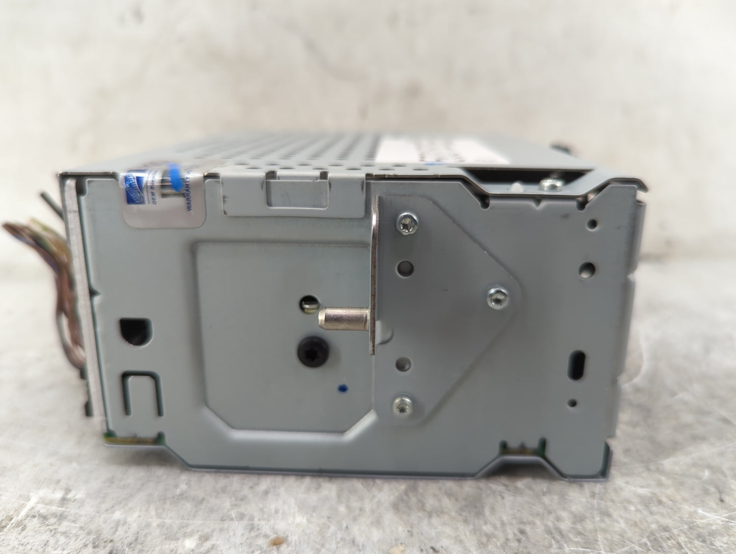 2017-2018 Ford C-Max Radio AM FM Cd Player Receiver Replacement P/N:CM5T-19C107-FV C6FU000596 Fits Fits 2017 2018 OEM Used A