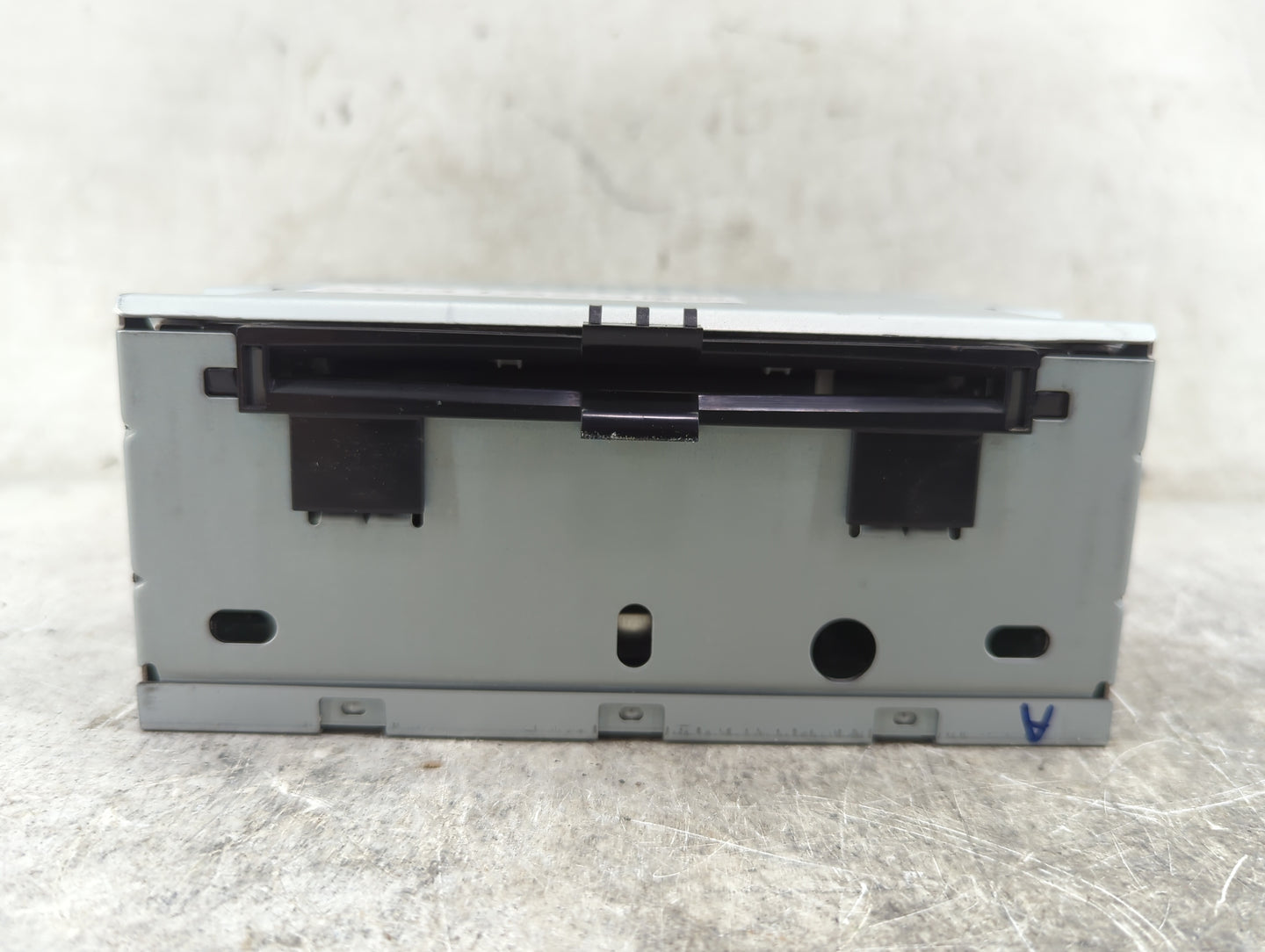 2017-2018 Ford C-Max Radio AM FM Cd Player Receiver Replacement P/N:CM5T-19C107-FV C6FU000596 Fits Fits 2017 2018 OEM Used A