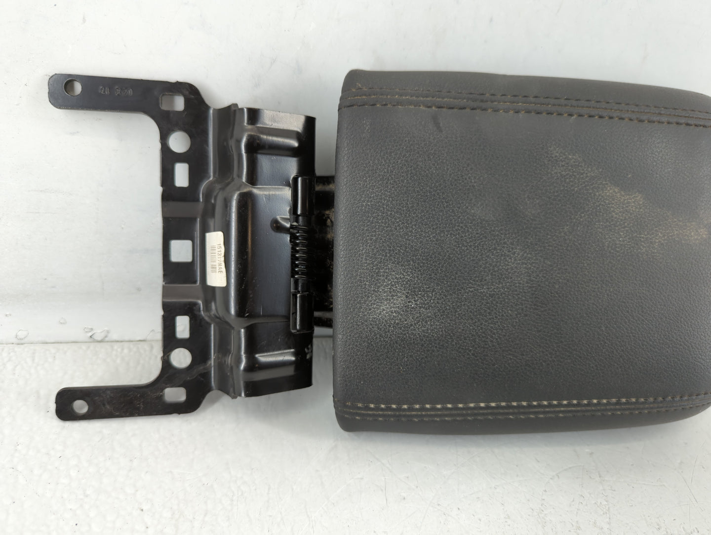 2013-2018 Ford C-max Center Console Armrest Cover Lid Black - Oemusedautoparts1.com