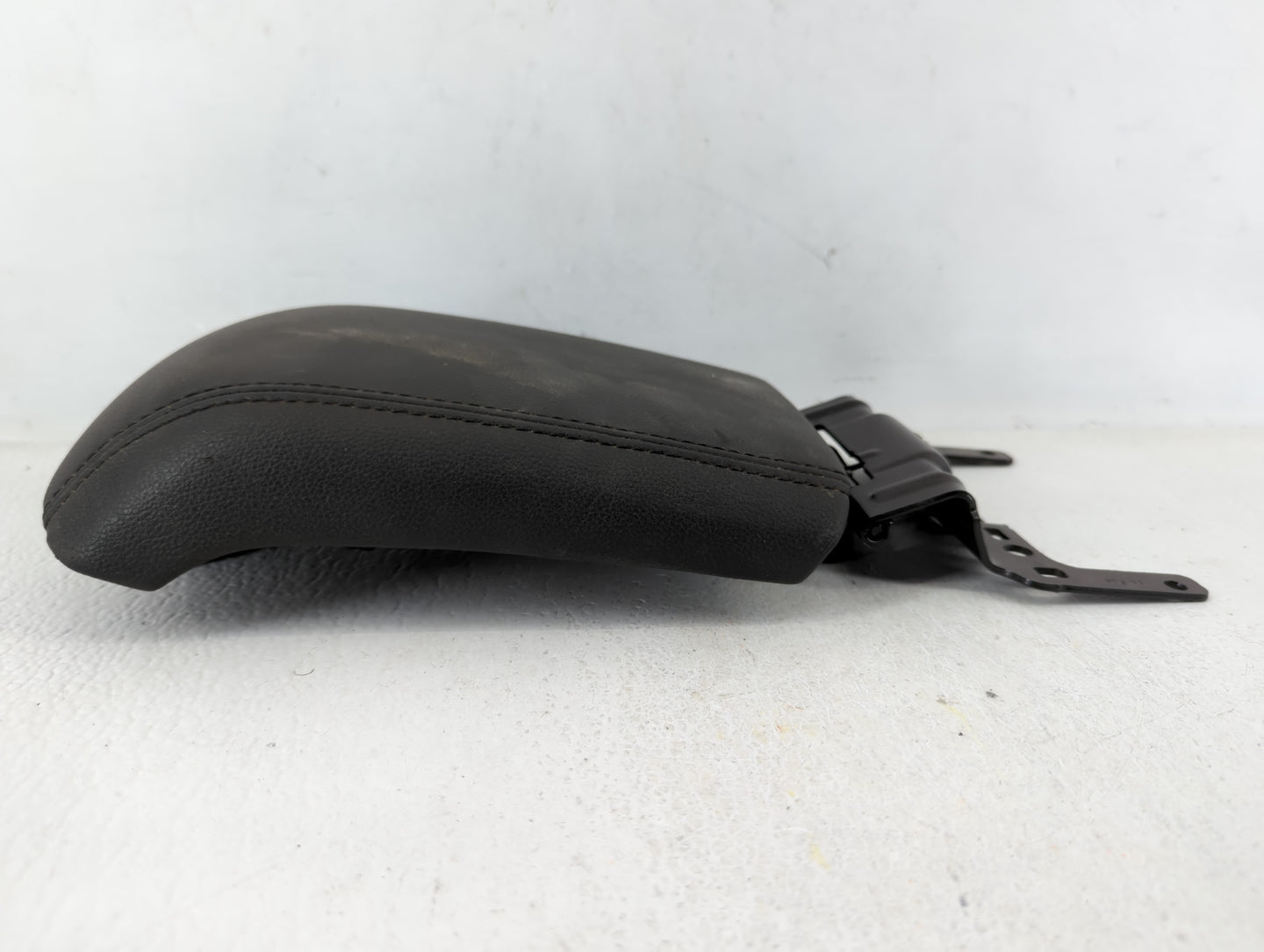 2013-2018 Ford C-max Center Console Armrest Cover Lid Black - Oemusedautoparts1.com