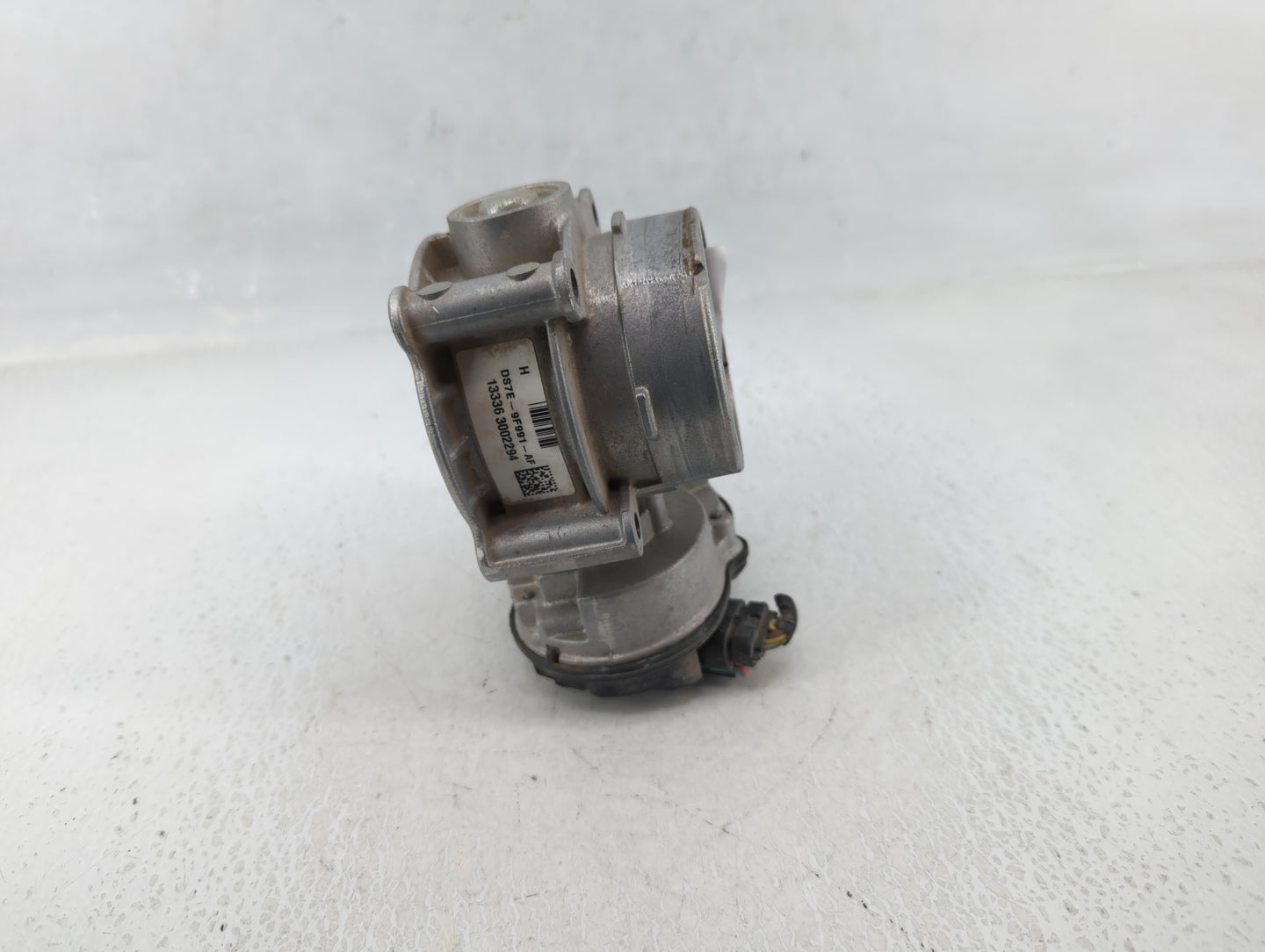 2013-2018 Ford C-Max Throttle Body P/N:DS7E-9F991-CA CS7G-9F991-CA Fits Fits 2013 2014 2015 2016 2017 2018 2019 2020 2021 20