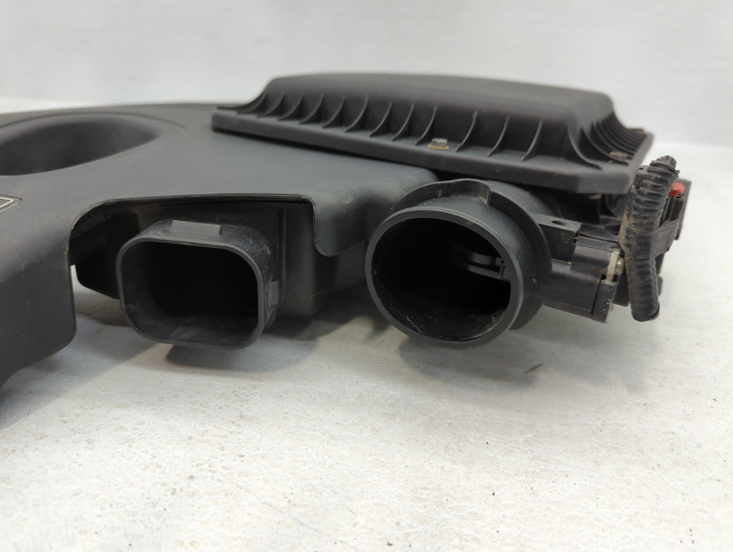 2017 Ford C-max Air Cleaner Box - Oemusedautoparts1.com