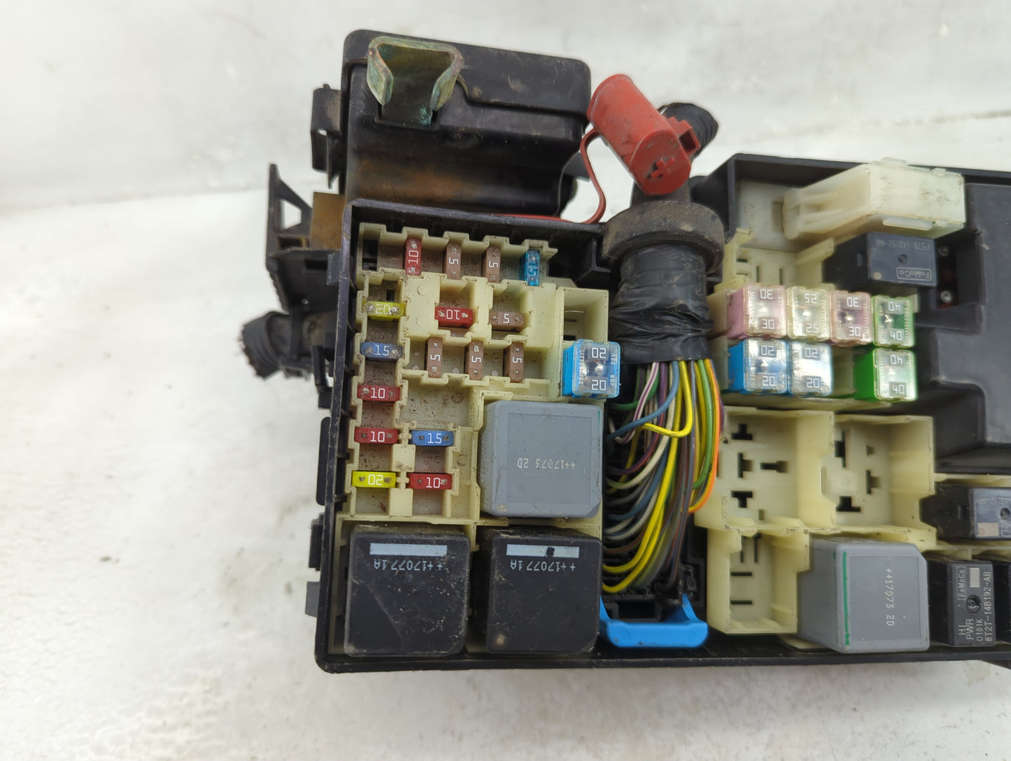 2017 Ford Cmax Fusebox Fuse Box Panel Relay Module P/N:HM5T-14290-ABB 8T2T-14B192-AB Fits Fits 2013 2014 2015 2016 2018 OEM 