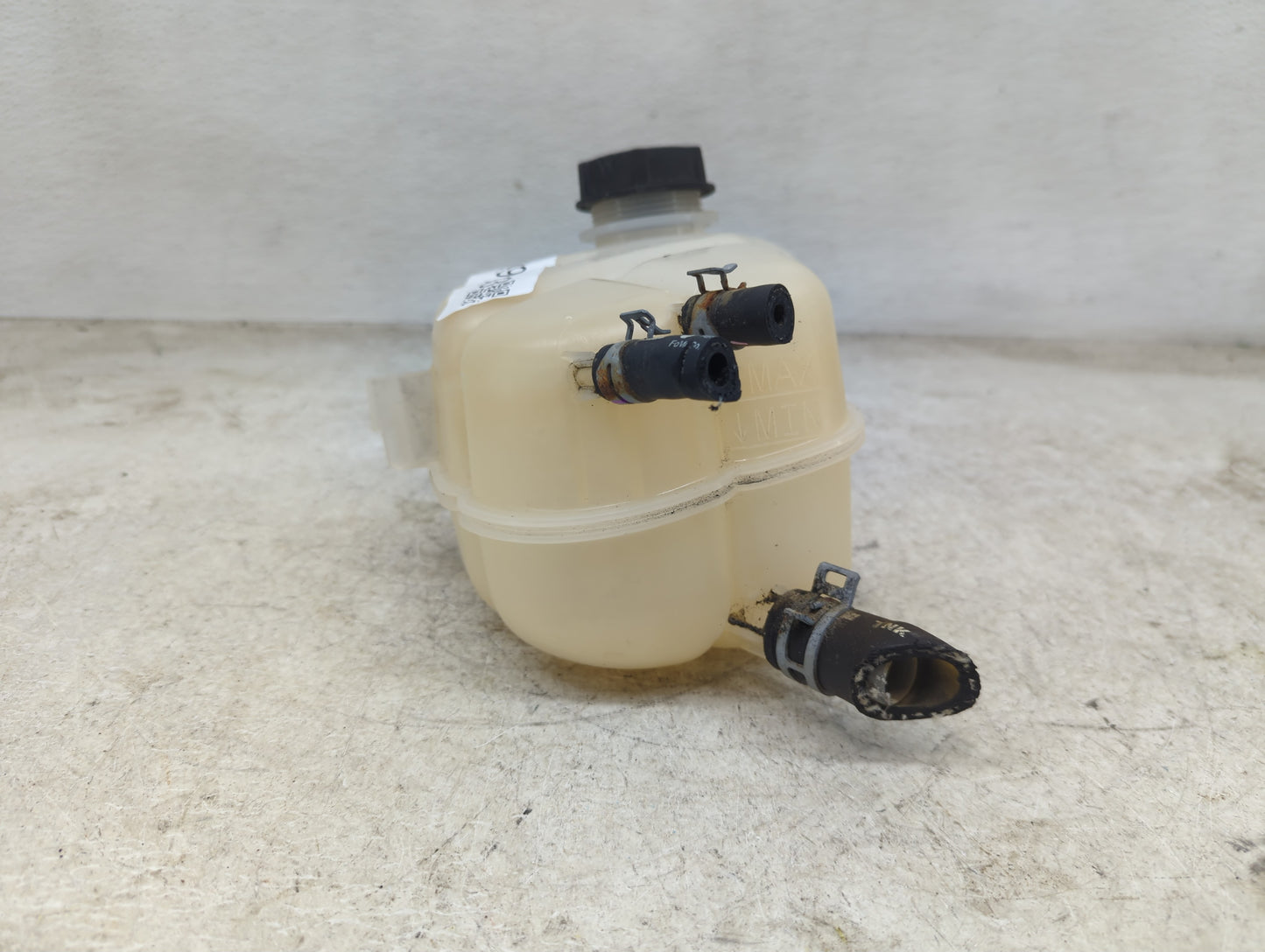 2017 Ford Continental Radiator Coolant Overflow Expansion Tank Bottle - Oemusedautoparts1.com