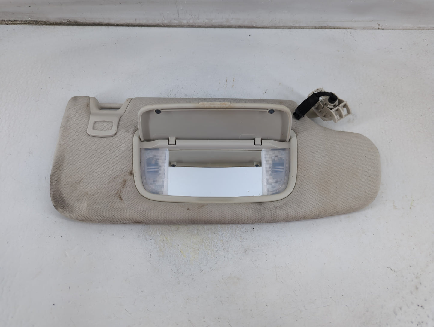 2015-2020 Ford Edge Sun Visor Shade Replacement Passenger Right Mirror Fits Fits 2015 2016 2017 2018 2019 2020 OEM Used Auto