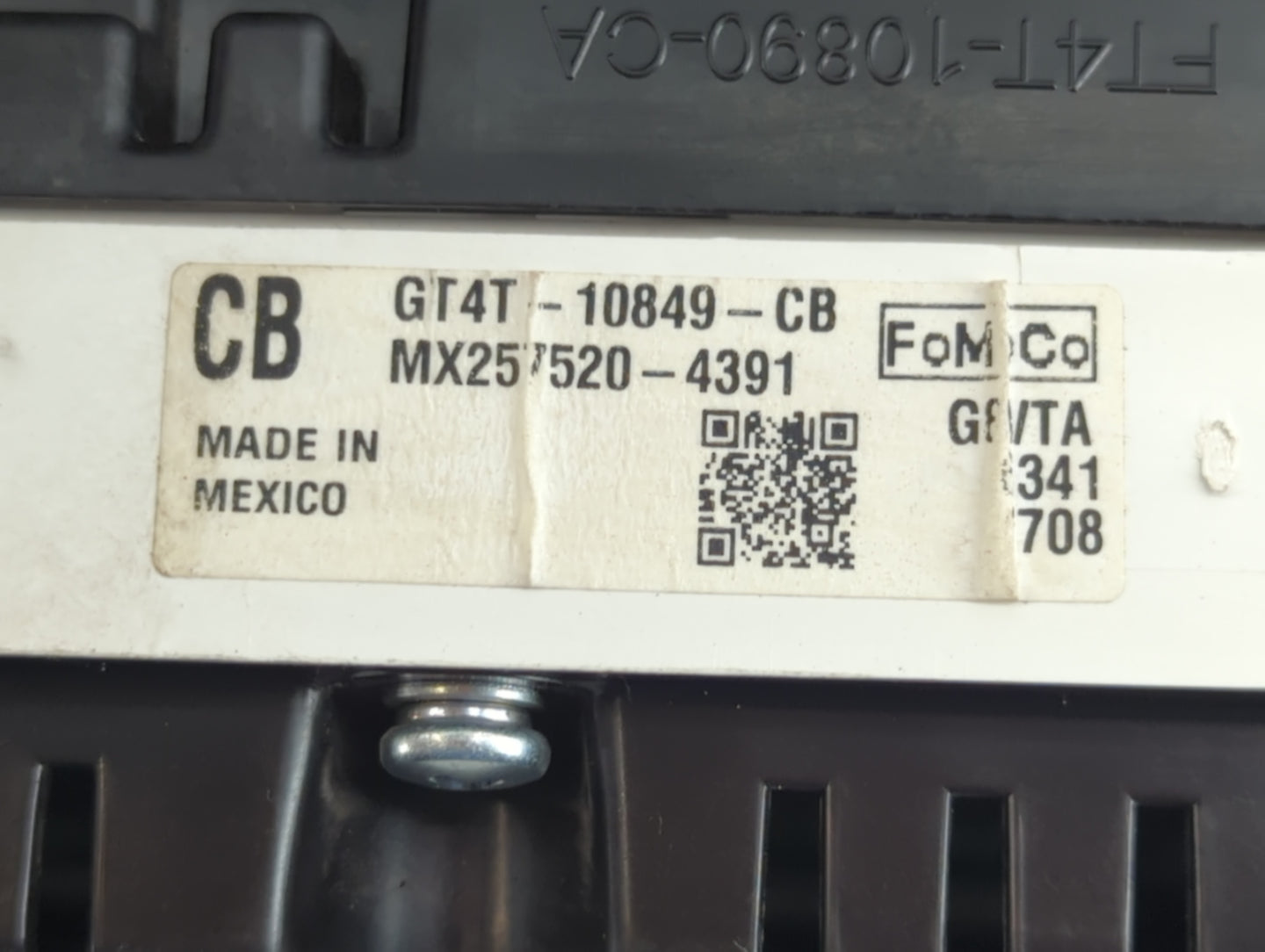 2015 Ford Edge Instrument Cluster Speedometer Gauges P/N:GT4T-10849-CB Fits OEM Used Auto Parts - Oemusedautoparts1.com