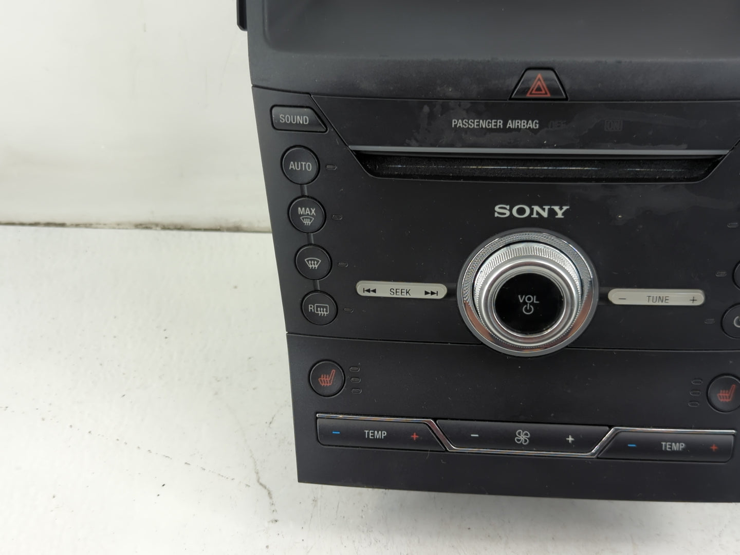 2015-2018 Ford Edge Radio AM FM Cd Player Receiver Replacement P/N:HT4T-18E245-CA Fits Fits 2015 2016 2017 2018 OEM Used Aut