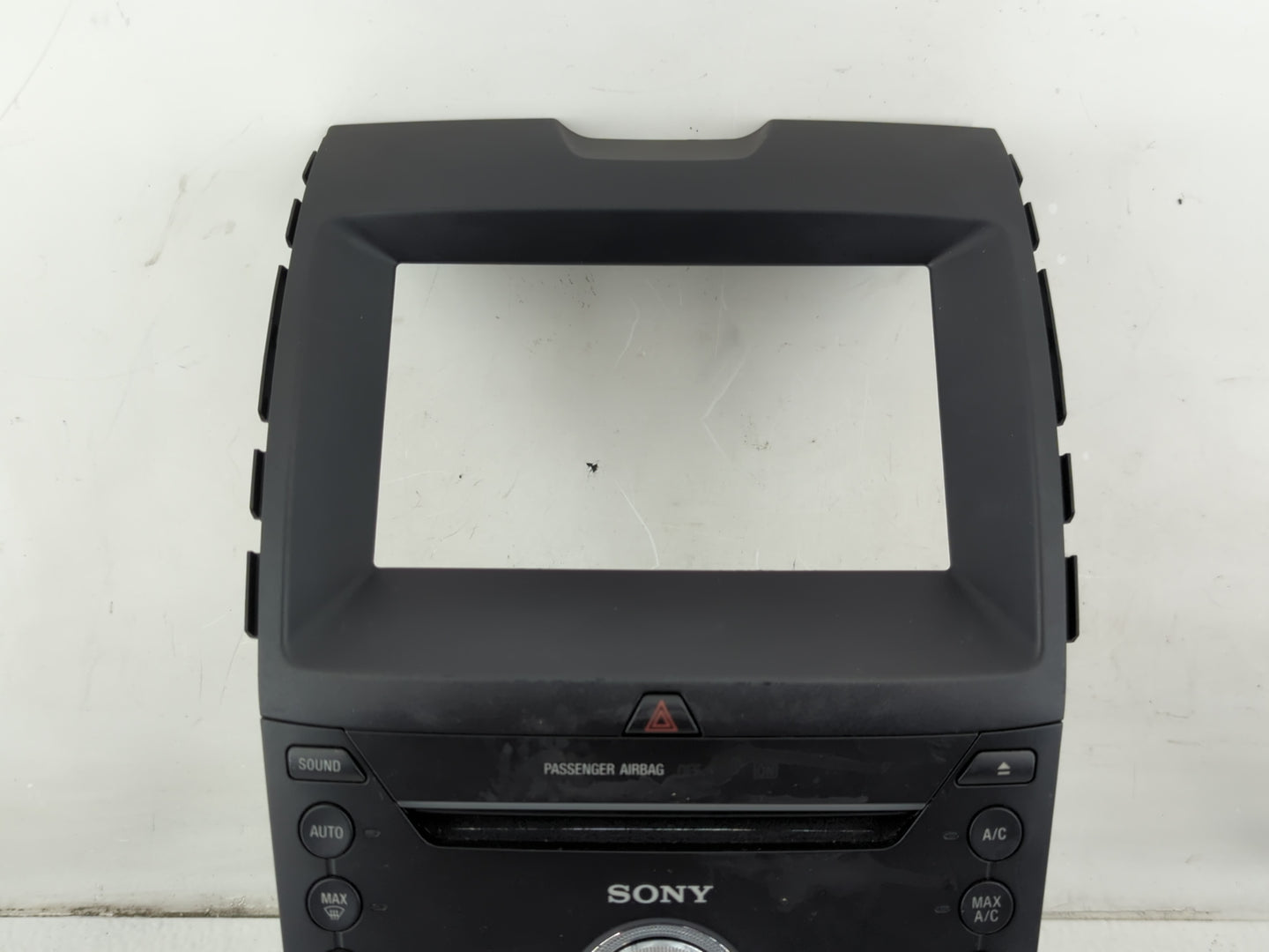 2015-2018 Ford Edge Radio AM FM Cd Player Receiver Replacement P/N:HT4T-18E245-CA Fits Fits 2015 2016 2017 2018 OEM Used Aut