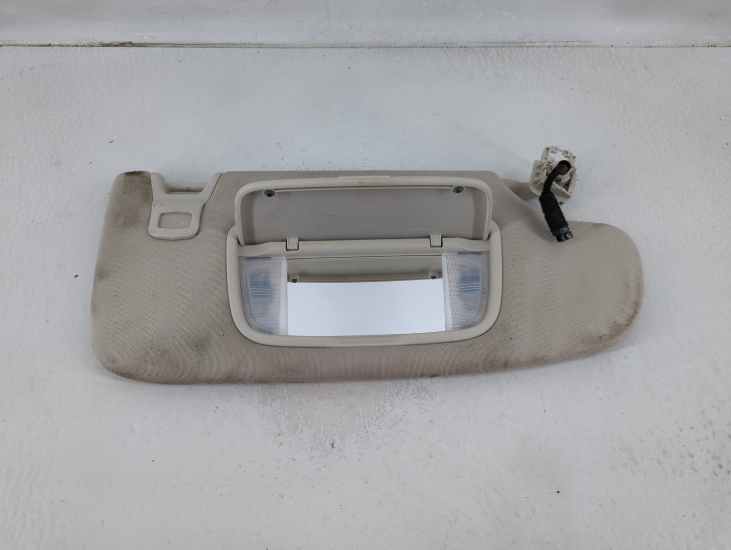 2015-2020 Ford Edge Sun Visor Shade Replacement Passenger Right Mirror Fits Fits 2015 2016 2017 2018 2019 2020 OEM Used Auto