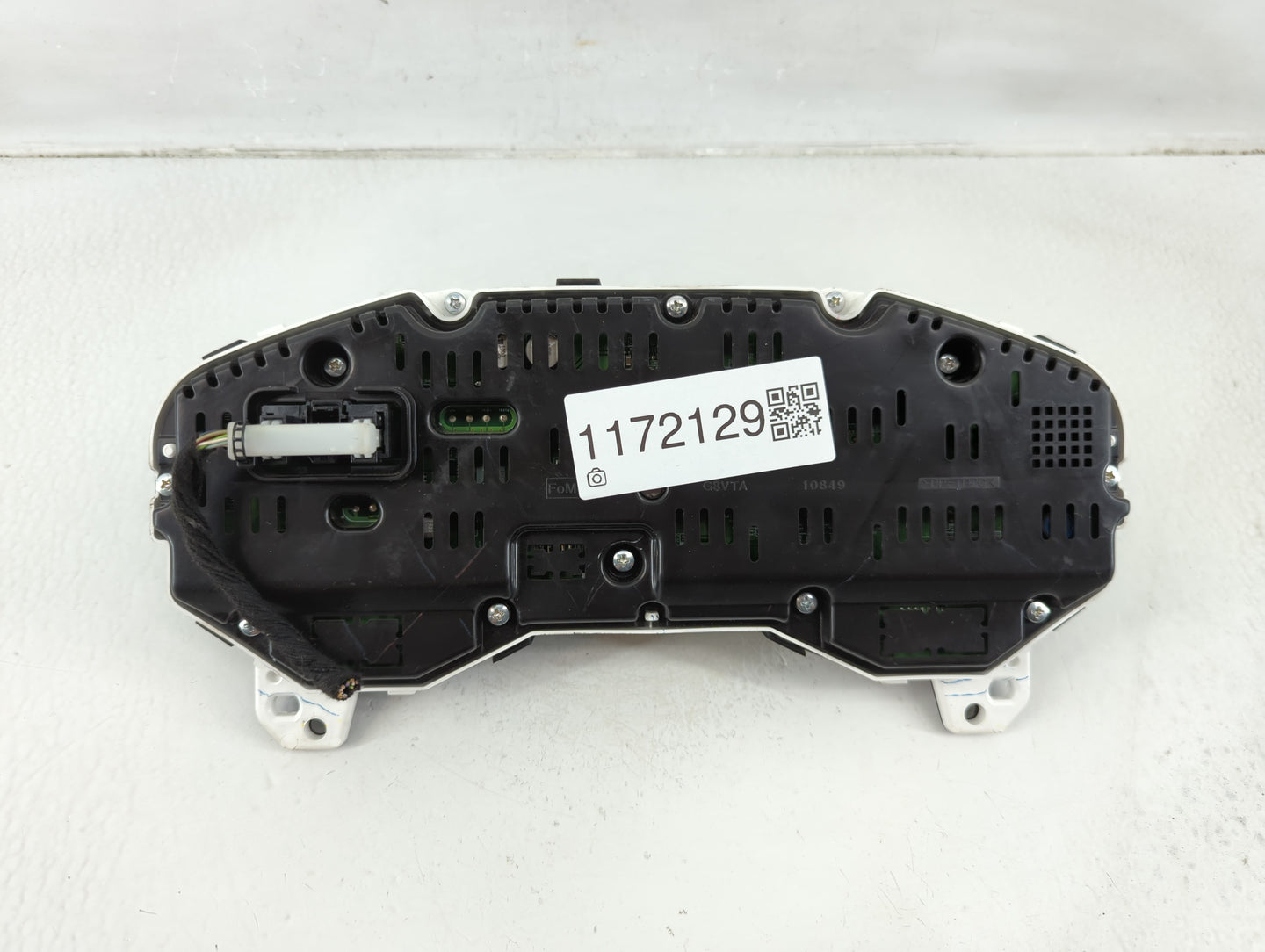 2016-2018 Ford Edge Instrument Cluster Speedometer Gauges P/N:GT4T-10849-CC Fits Fits 2016 2017 2018 OEM Used Auto Parts - O