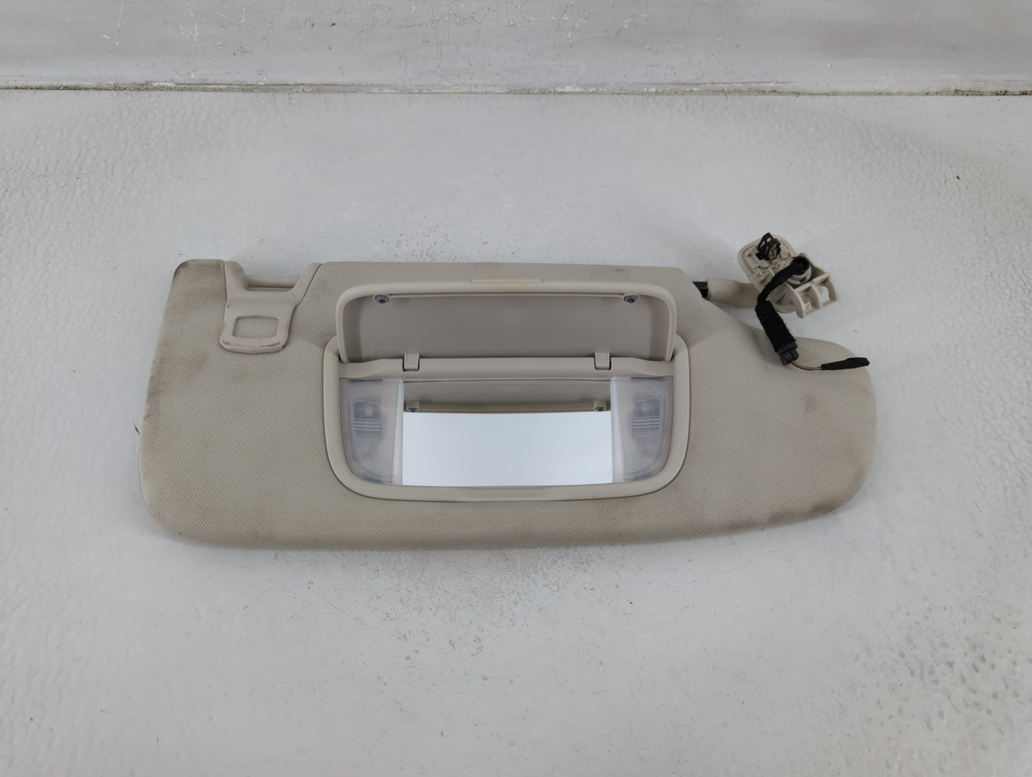 2015-2020 Ford Edge Sun Visor Shade Replacement Passenger Right Mirror Fits Fits 2015 2016 2017 2018 2019 2020 OEM Used Auto