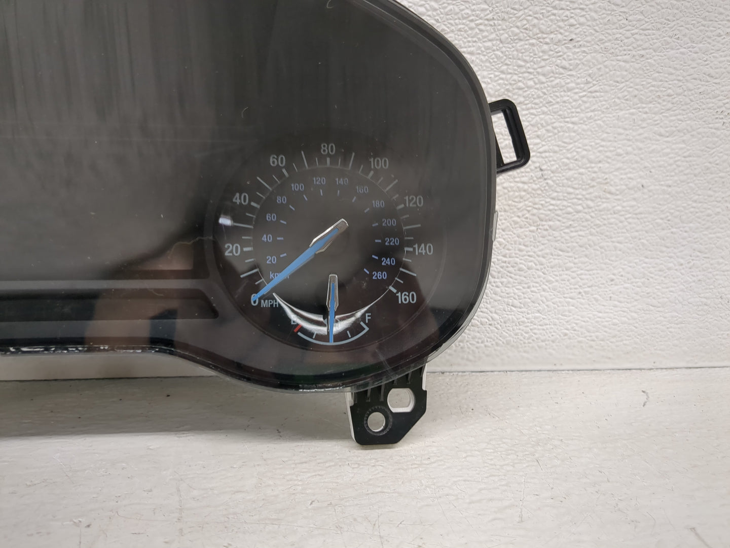 2016-2018 Ford Edge Instrument Cluster Speedometer Gauges P/N:GT4T-10849-AB Fits Fits 2016 2017 2018 OEM Used Auto Parts - O