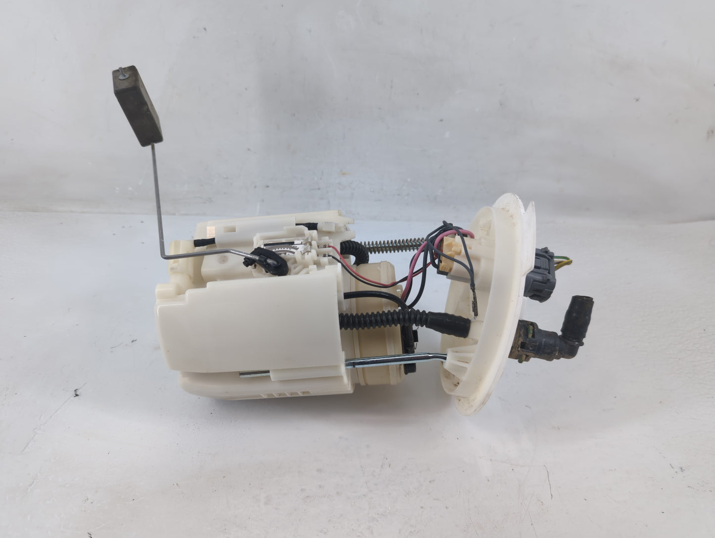 2015-2018 Ford Edge Electrical Gas Fuel Pump Assembly - Oemusedautoparts1.com