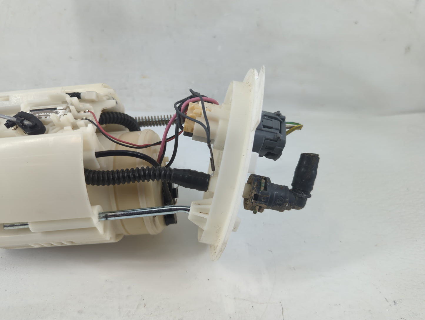 2015-2018 Ford Edge Electrical Gas Fuel Pump Assembly - Oemusedautoparts1.com