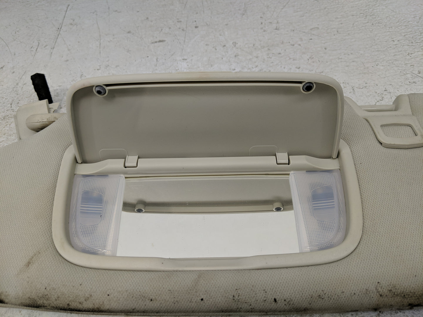 2015-2020 Ford Edge Sun Visor Shade Replacement Passenger Right Mirror Fits Fits 2015 2016 2017 2018 2019 2020 OEM Used Auto